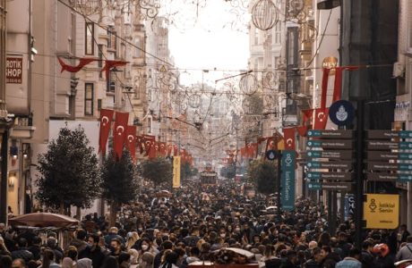 Turismo masivo desctructivo ¿Las zonas turisticas conservan su esencia